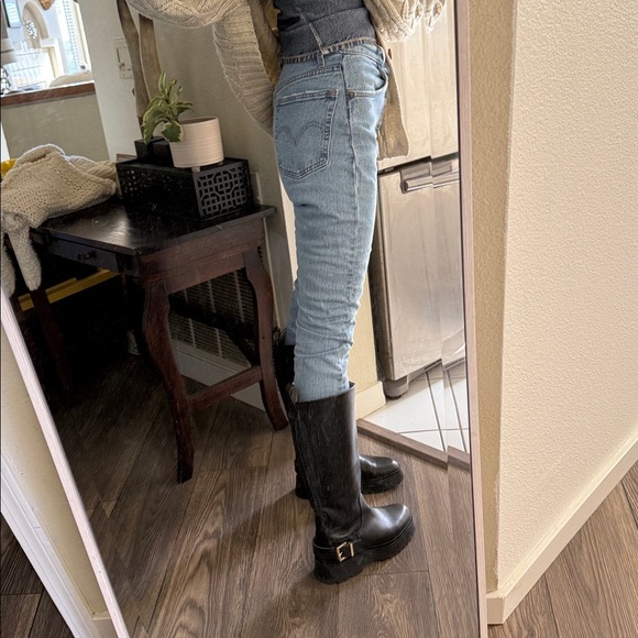 Light Blue Levi’s 502 Jeans cropped size 25 - Picture 11 of 16